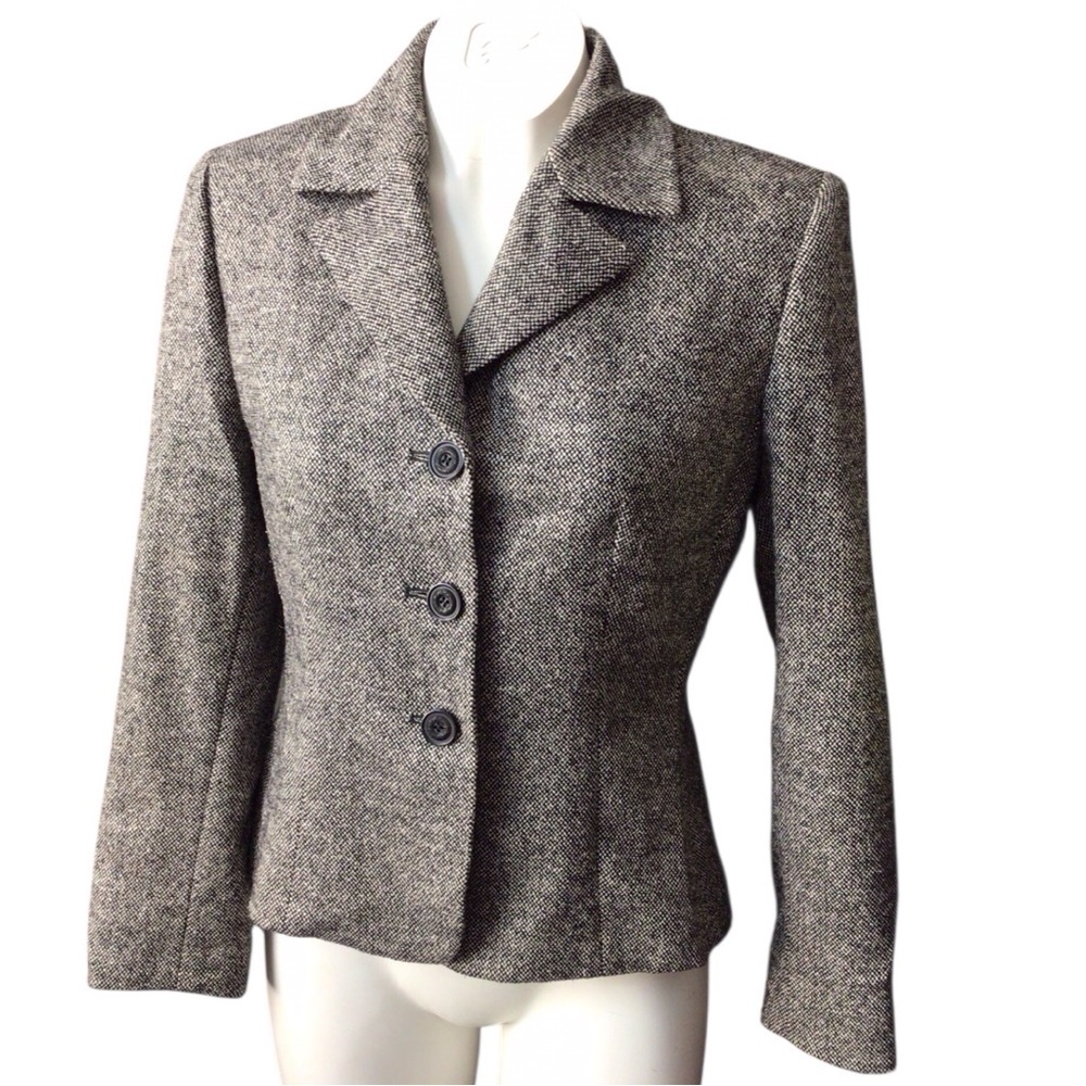 Kasper Women's Gray Wool and Silk Blazer size 6P